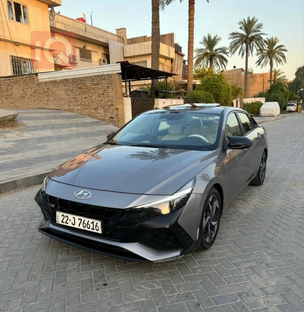 هیوندای ئەلەنترا